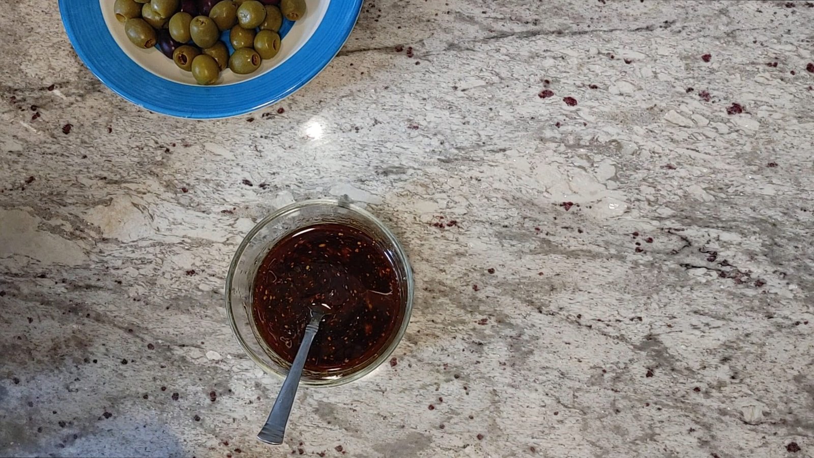 alt="Balsamic Vinaigrette in a bowl"
