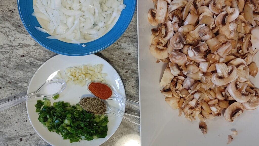 alt="Sauteed Mushroom ingredients"