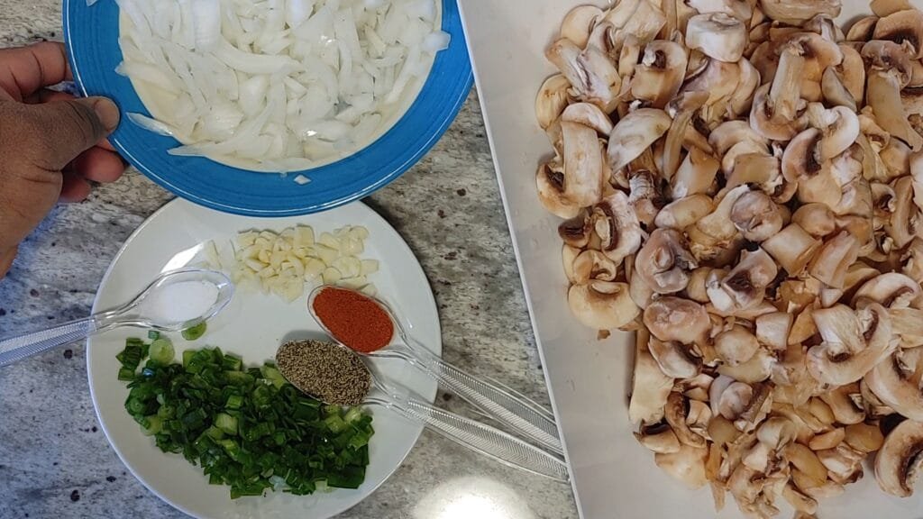 alt="Sauteed Mushroom prep"