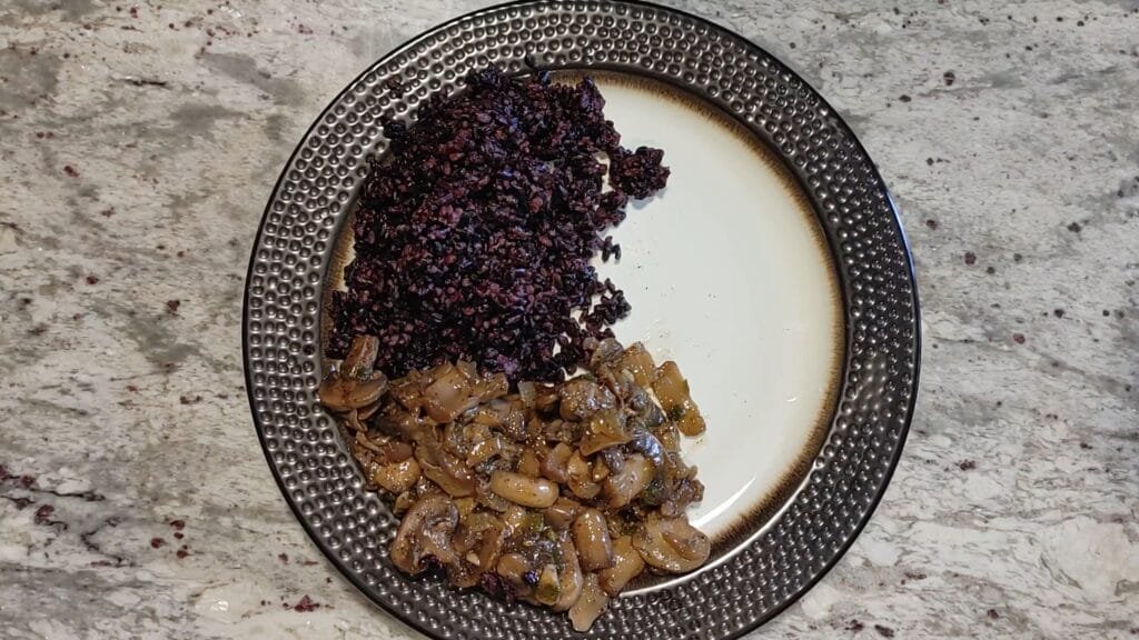 alt="Sauteed Mushrooms in dish"