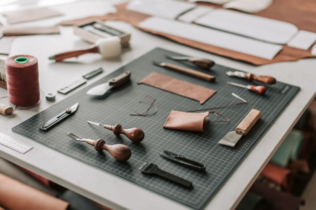 alt="Leather design studio"